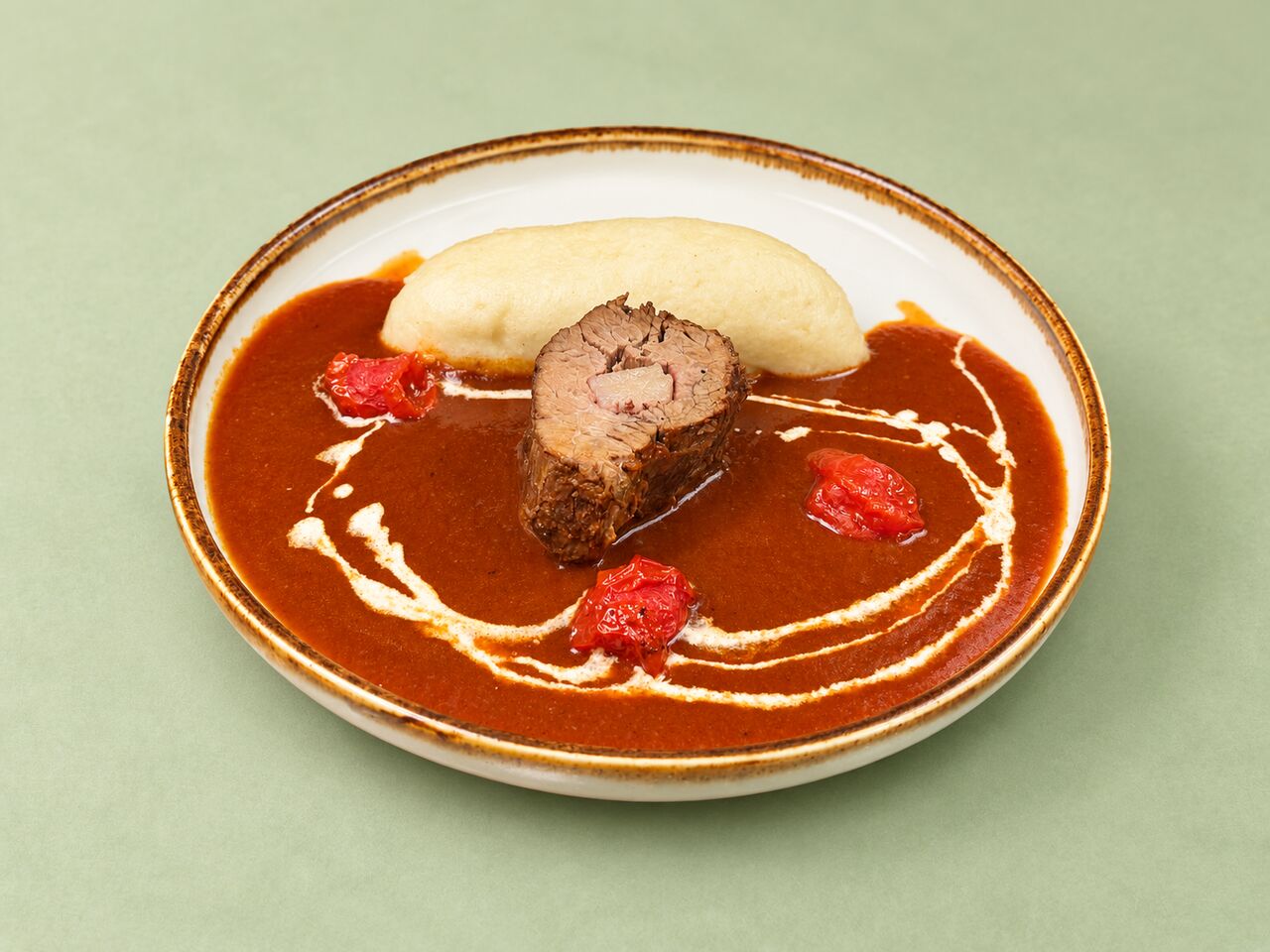 Menü 1: Rindfleisch-Tomatensauce