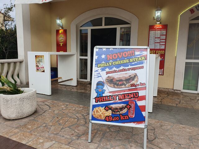 NOVO U PONUDI
PHILLY CHEESE STEAK