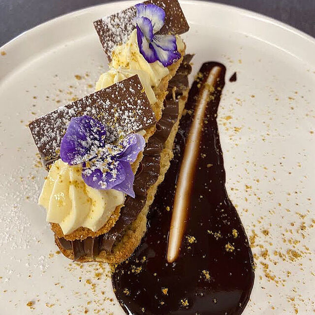 Eclair revisité aux 2 chocolats