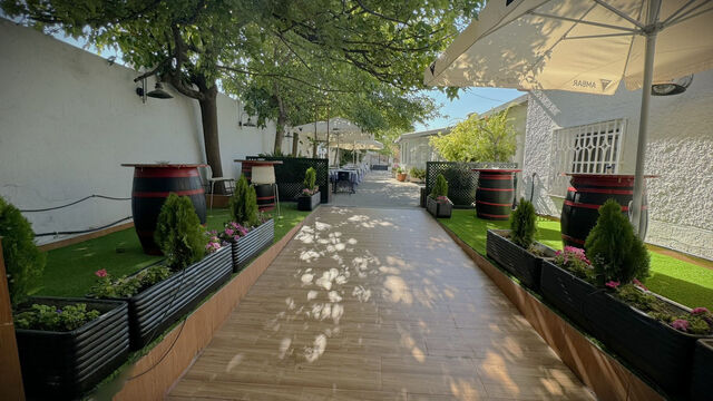 Terraza Exterior, aforo 250 personas 