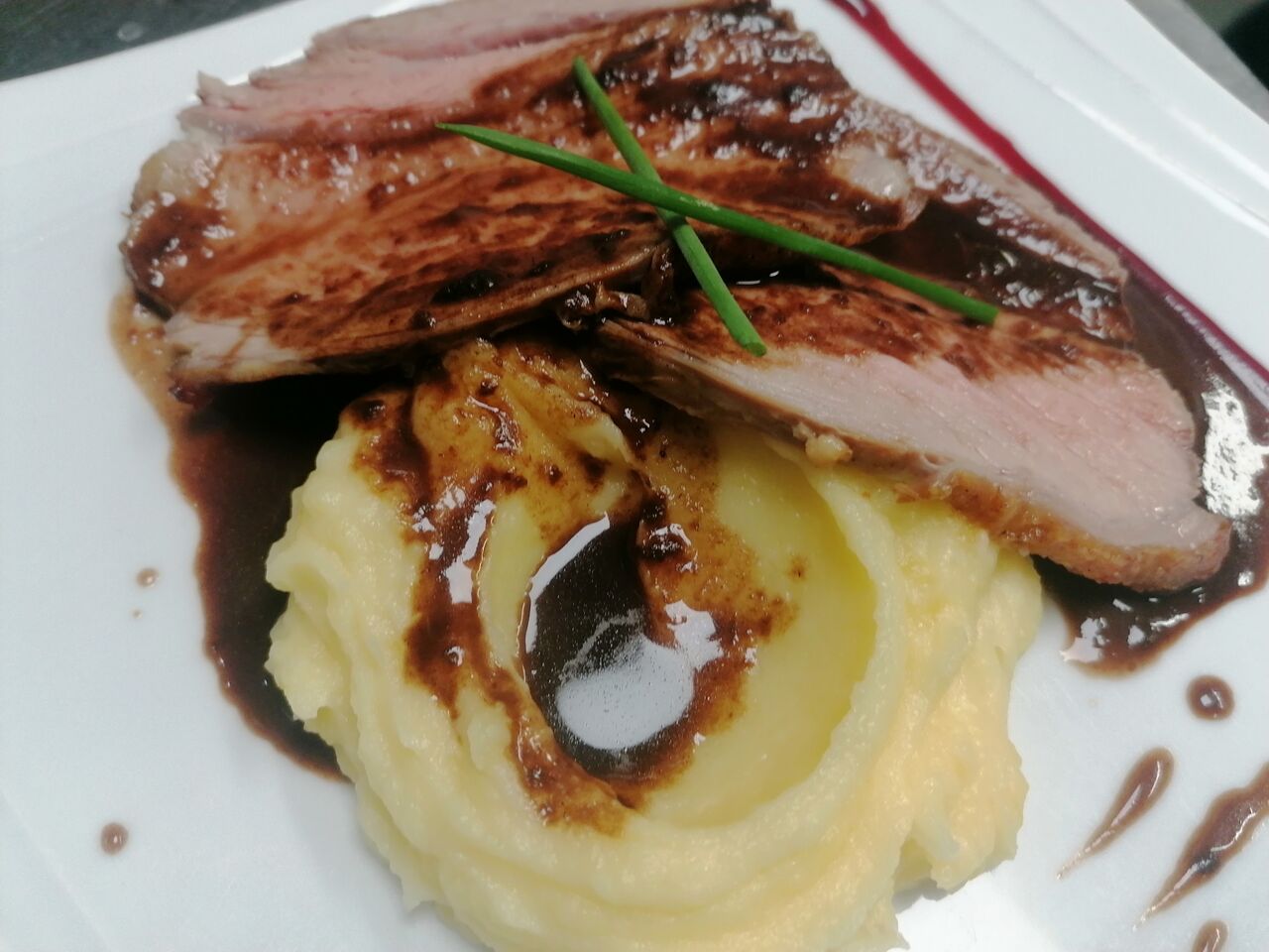 quasi de veau et pomme purée maison