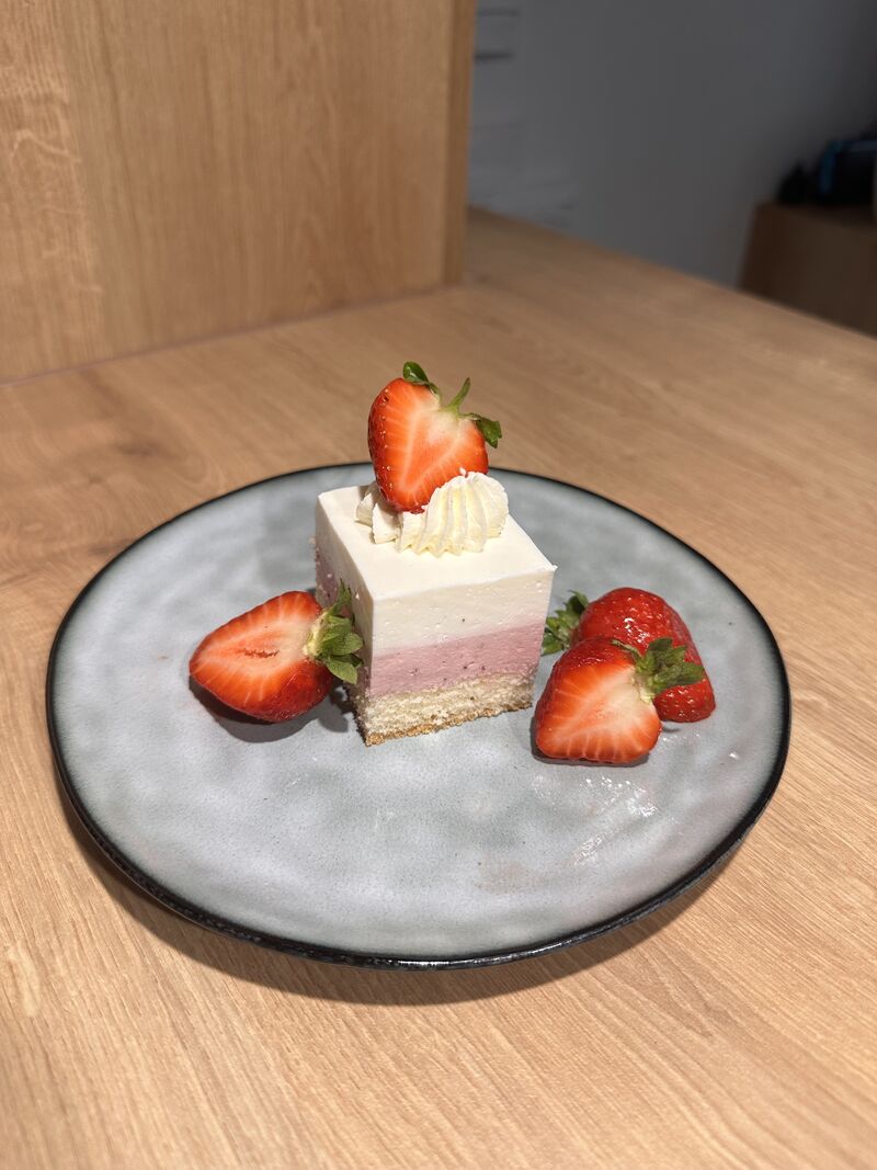 Ciasto jogurtowe truskawka/wanilia