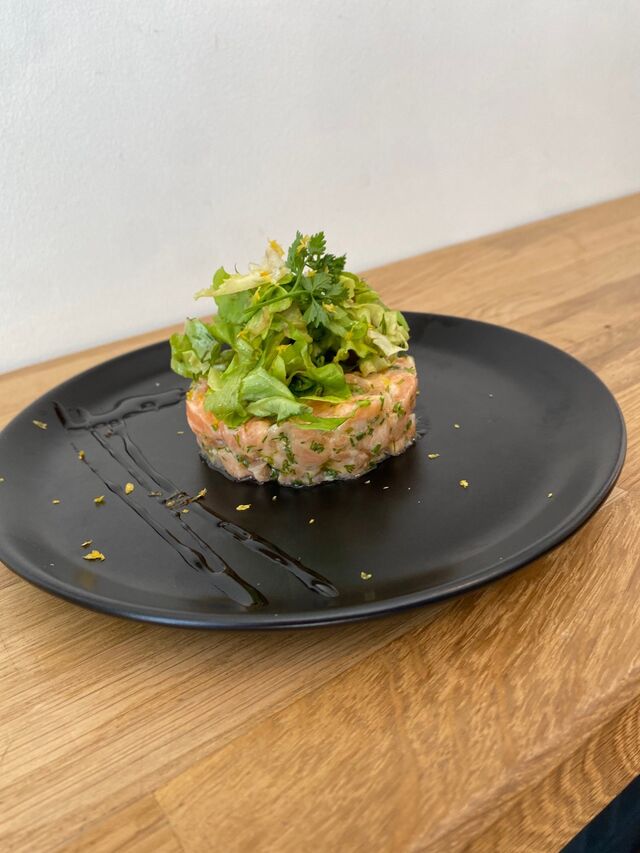 Tartare de saumon à l'aneth et au citron 