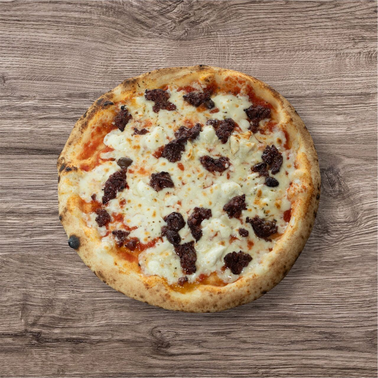 Corse ▪ 14€ : sauce tomate bio, fior di latte, figatelli, chèvre, origan