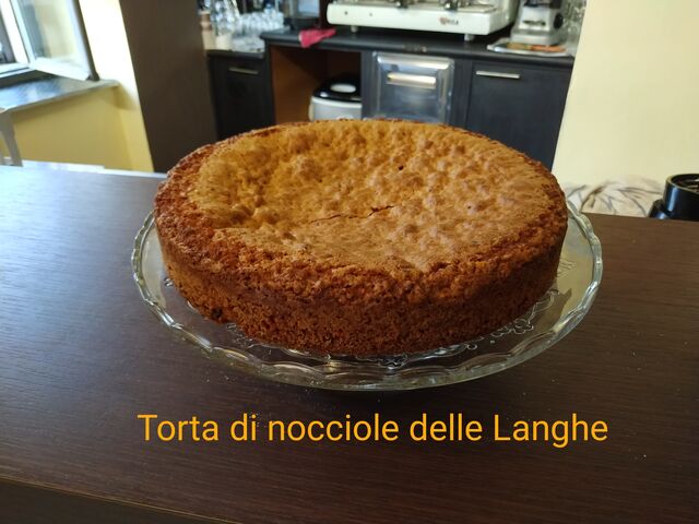 Torta di nocciole delle Langhe