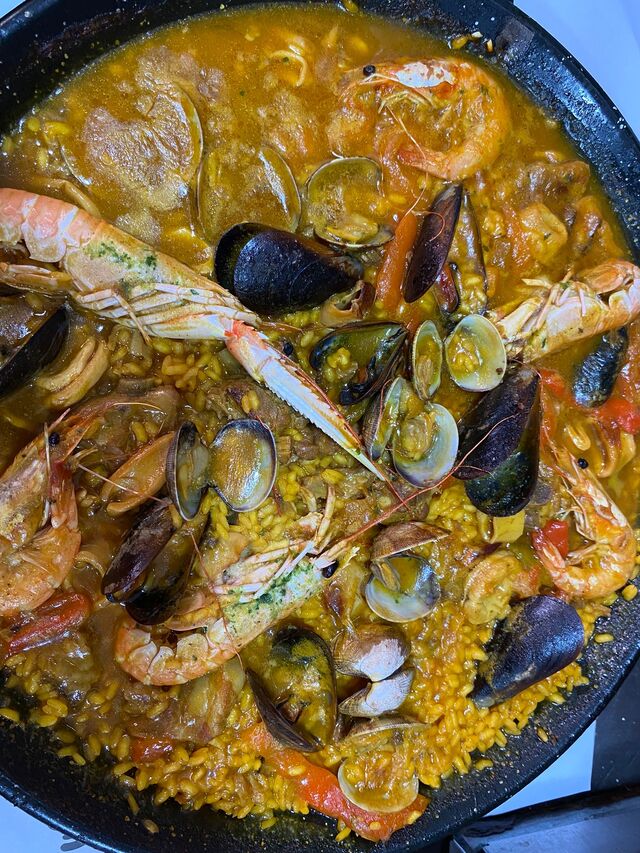 Paella mixta
