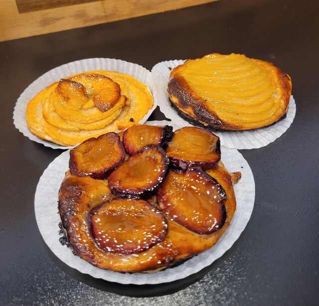 TARTELETTES POMMES, POIRES, QUETSCHES