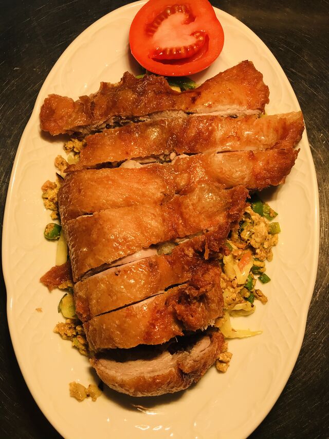 Knusprige halbe Ente
Indisch (Gemüsecurry mit Reis)
Schwäbisch (Rotkohl, Knödel, Klöße)