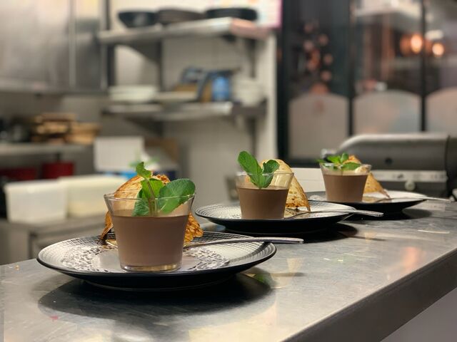 Pot de Crème au Chocolat Valrhona, Tuile Dentelle à l'Orange