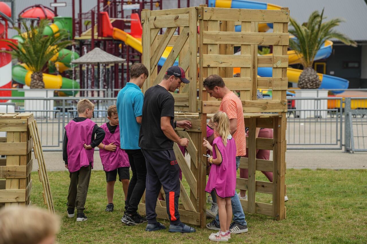 Huttenbouwen voor jong en oud en gezinnen