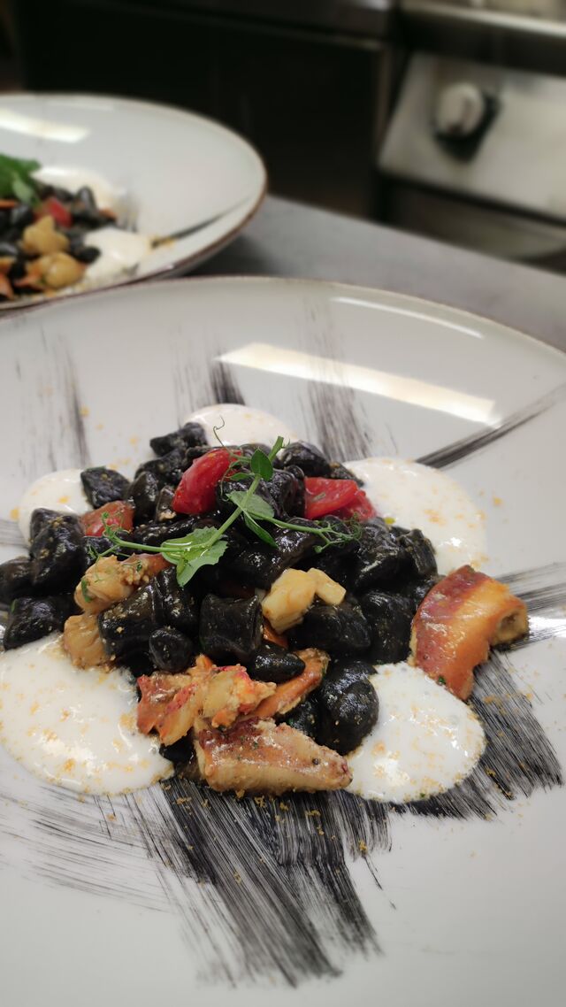 Chicche al Nero e Astice