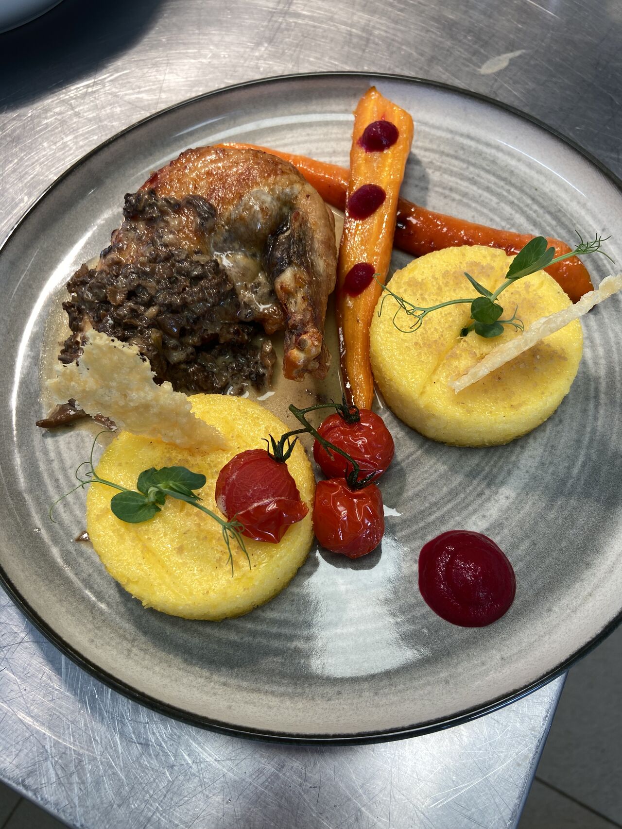 Nouvelle Carte, Nouvelle cheffe