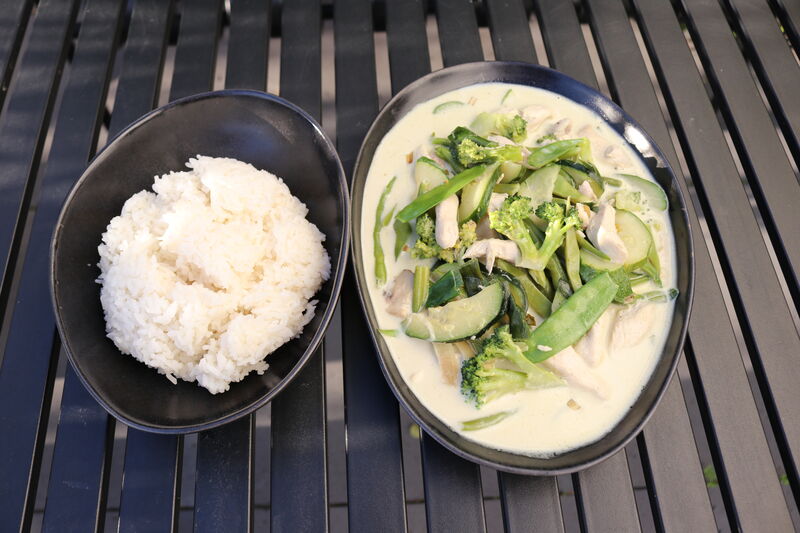 S8. Green Thai Curry 