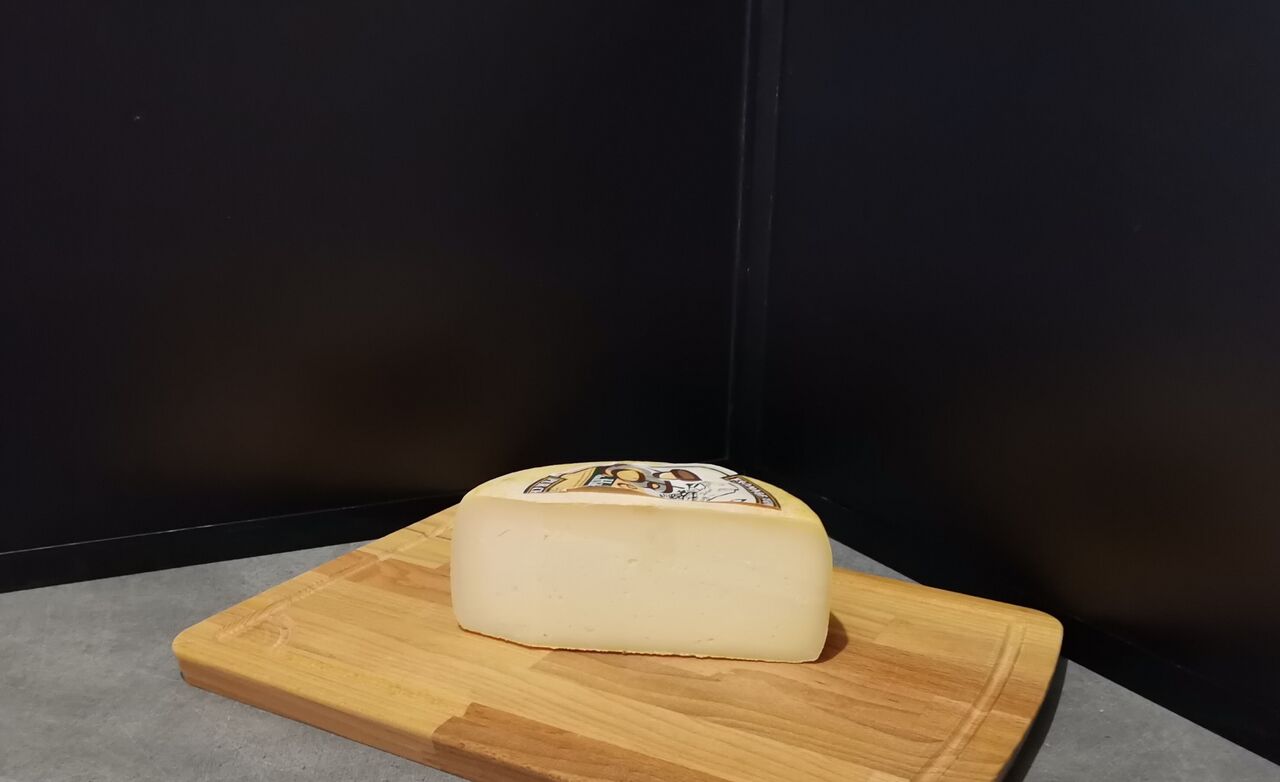 Tomme de chèvre des Pyrénées (lait cru) = rupture de stock