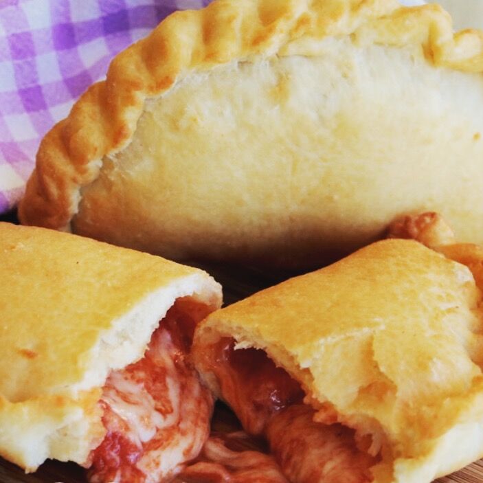 Tutti mercoledì panzerotti tipici pugliesi, anche su prenotazione ed asporto!