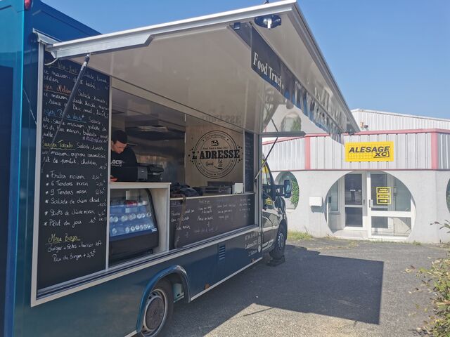 Sur le parking d'Alesage tous les vendredis midis