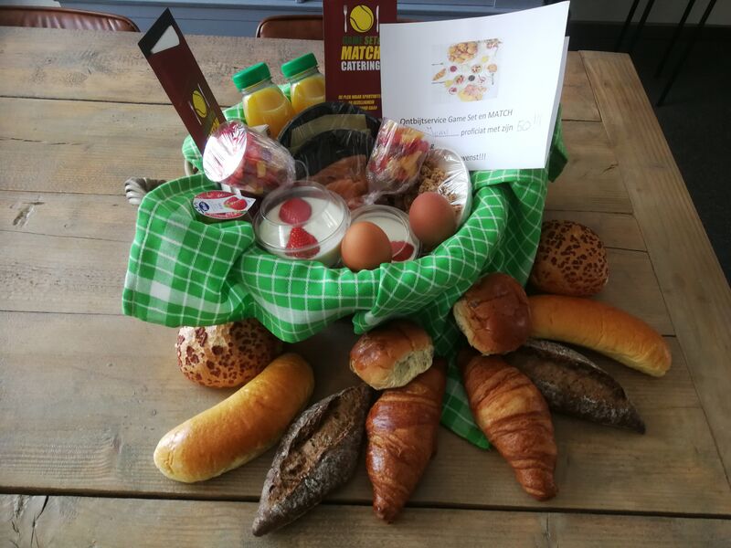 Nu ook ontbijtservice. 