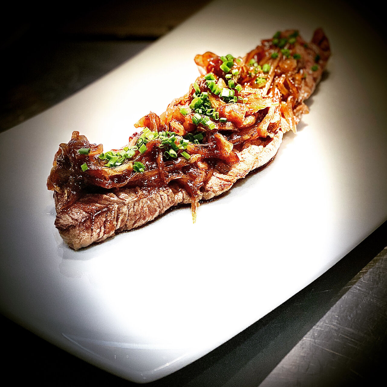 Bavette d'aloyau Limousine à l'échalote et ses frites maison