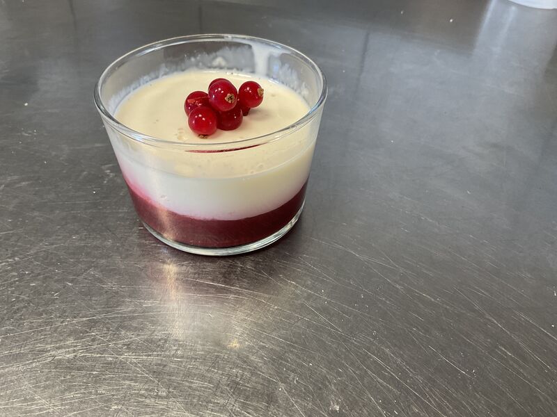 Panna cotta fruits rouges.