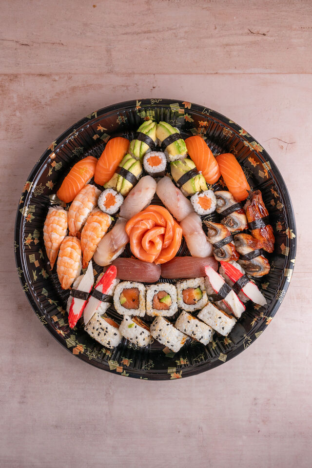 Mix di Uramaki, Nigiri e Sashimi 