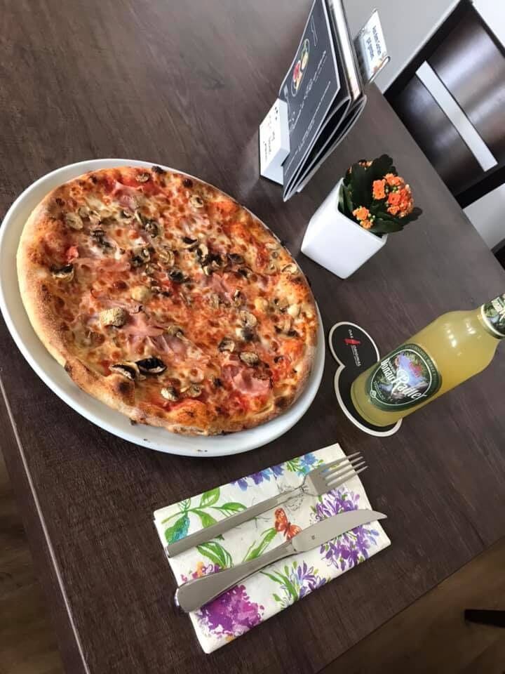 Pizza Romana