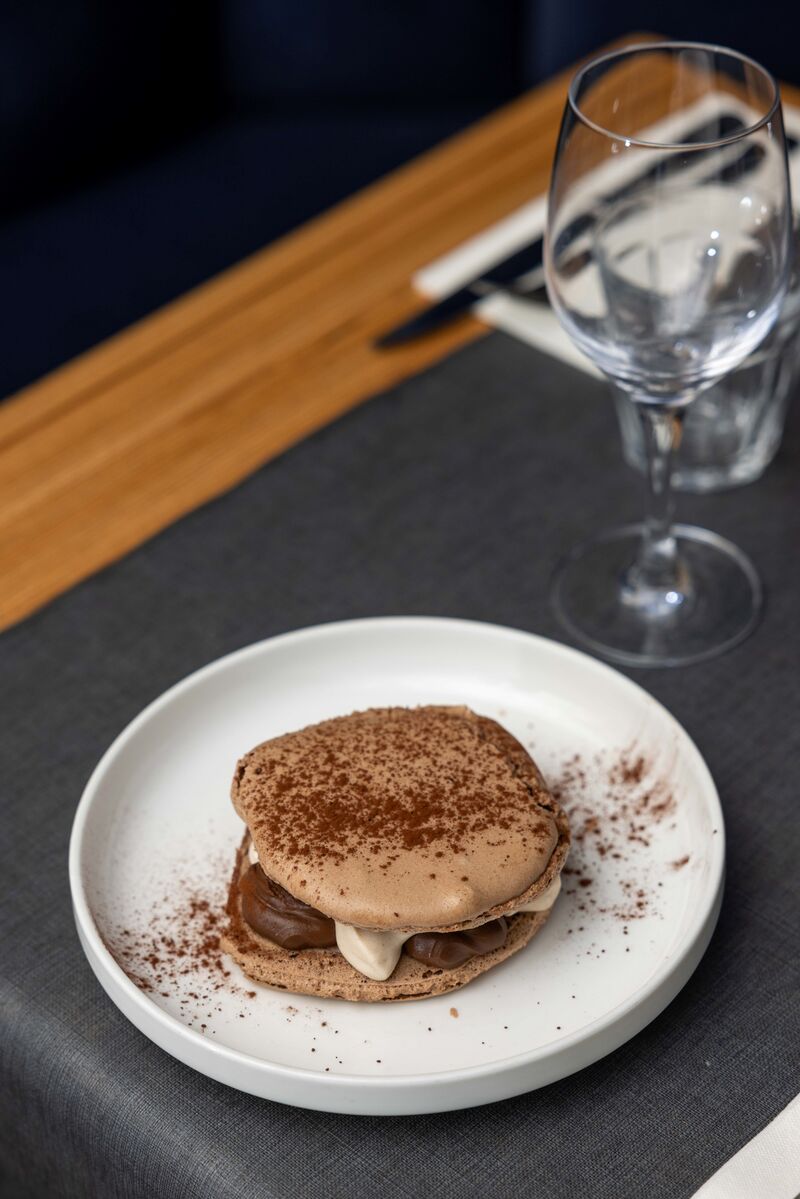 Macaron chocolat & châtaigne