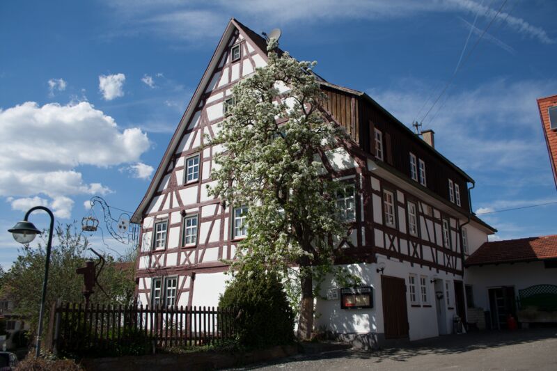 Vorderansicht des Hauses