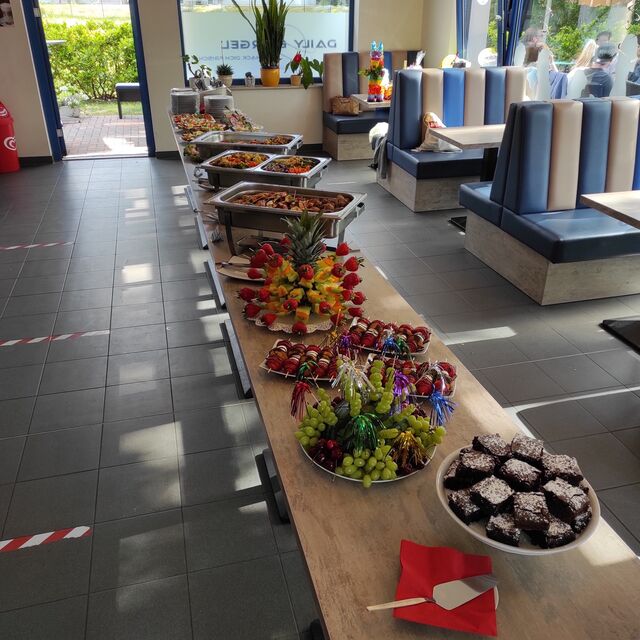 Unser abwechslungsreiches Angebot bietet auch reichlich vegetarische Leckerbissen. 