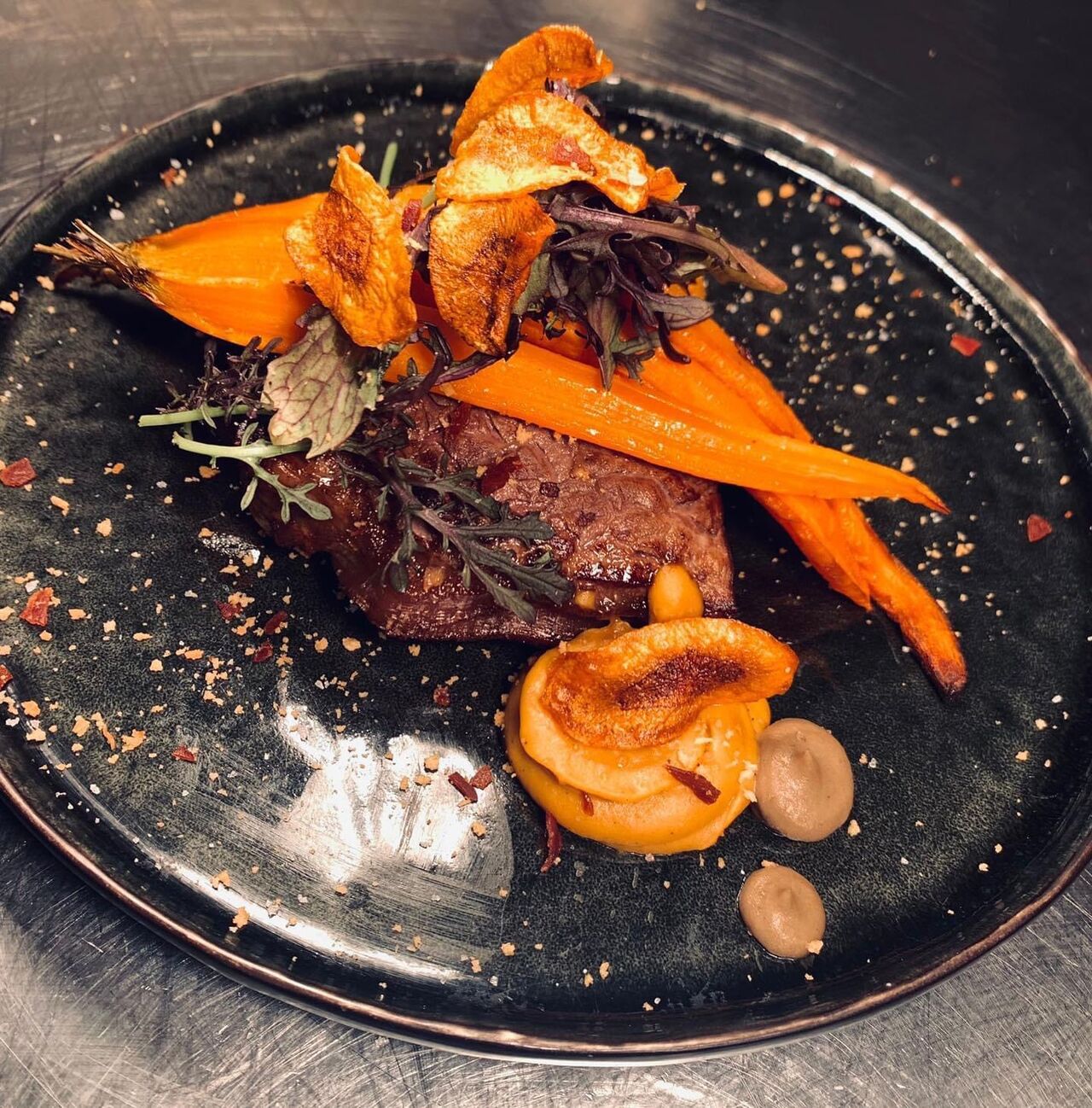 Entrecôte d’Aquitaine | salsa verde | crème van butternut