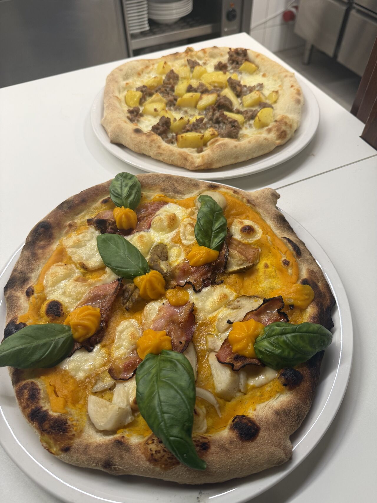 Pizza Herbstzauber / Pizza Salsiccia e patate
