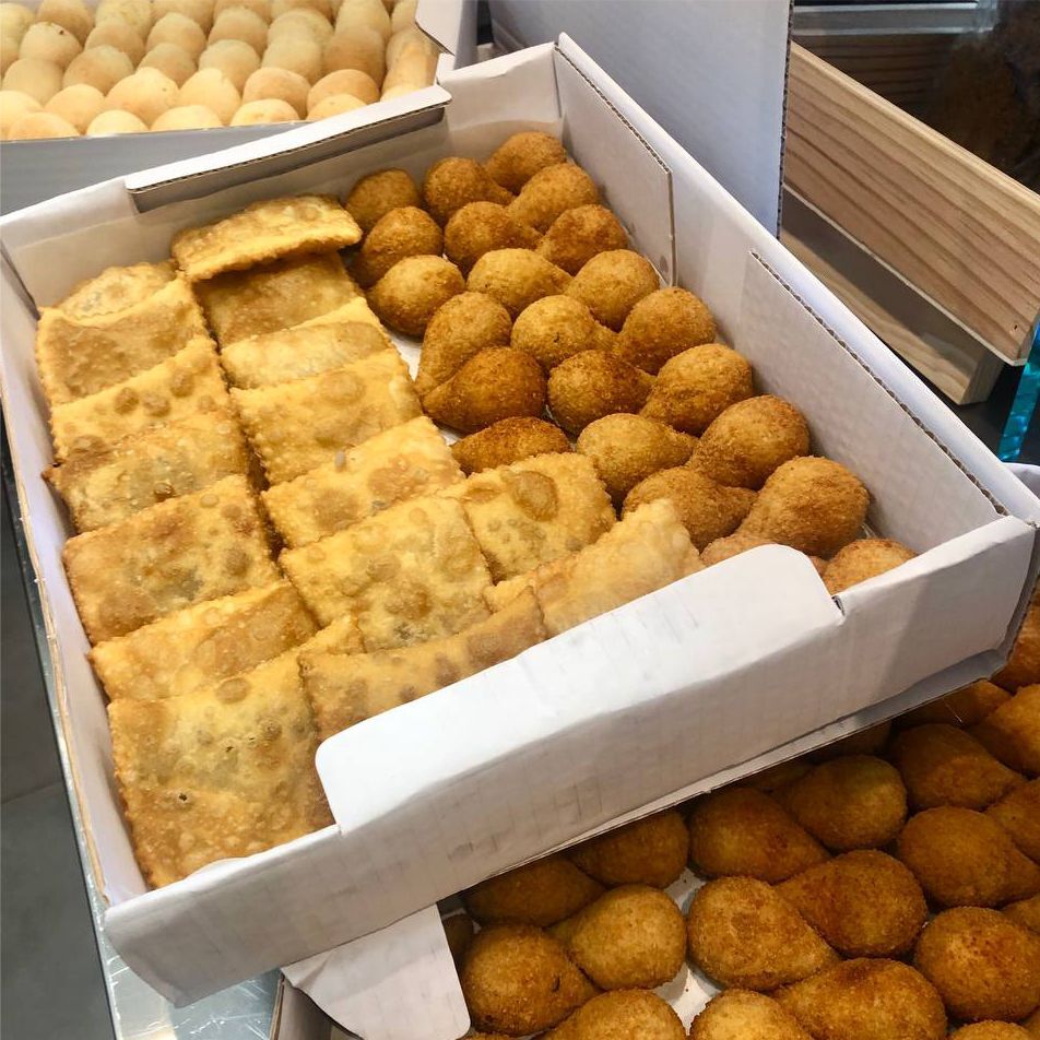 Mix stuzzichini (salgadinhos) 100 unità