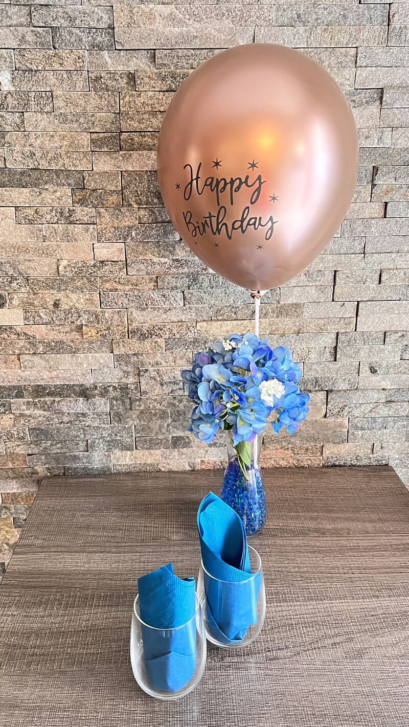 Décoration de table à l’occasion notre 2ème anniversaire 