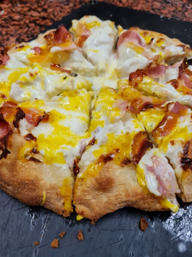 Pinsa Romana alla carbonara 