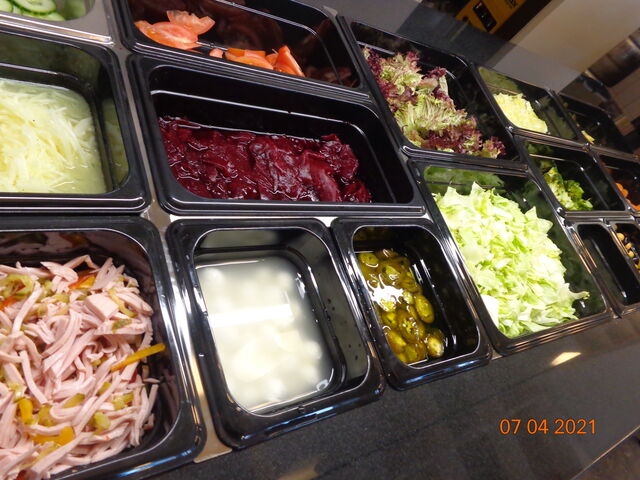 ...unser neues Salatbuffet