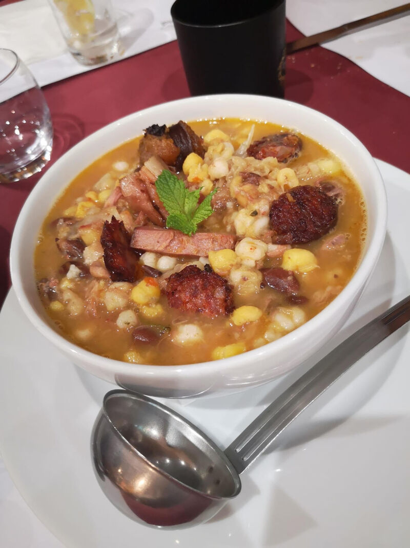 Cachupa rica á moda de São Vicente