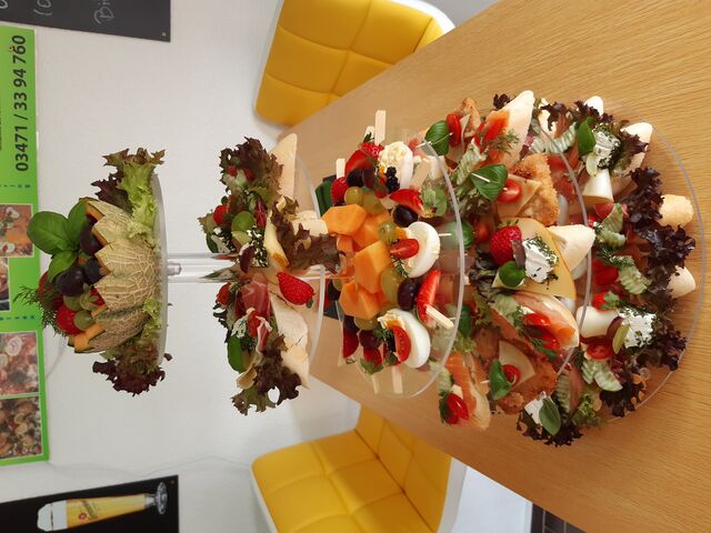 kleine Finger-Food-Etagere