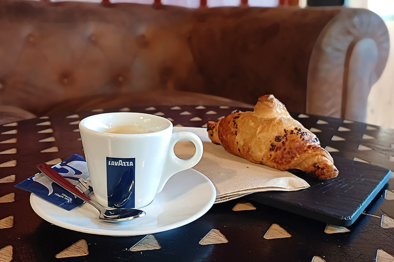 CAFÉ LAVAZZA