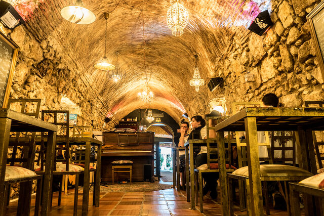 XVIII centurMenu Take-Away tunnel Quimera 