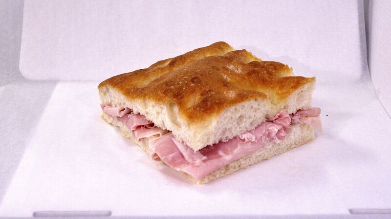 Focaccia prosciutto cotto