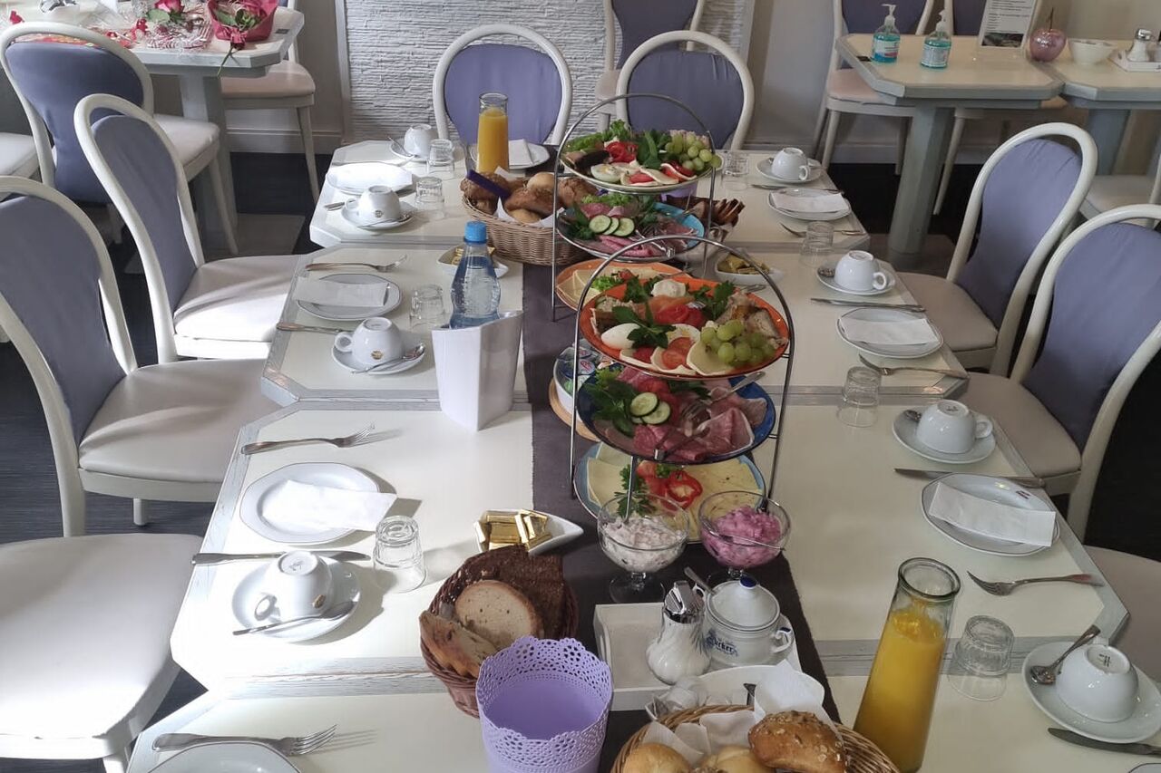 Speisen im Arkaden Café?