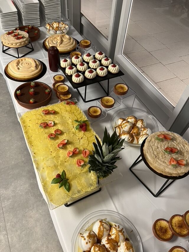 Le buffet de desserts...