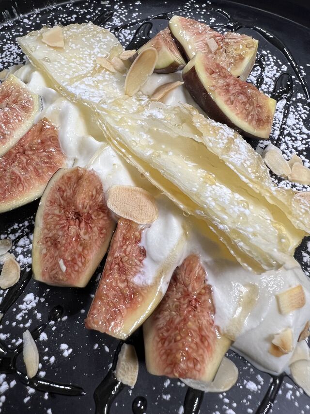 Le Mille-Feuilles Figue et Noix, Mousse au Miel Corse
