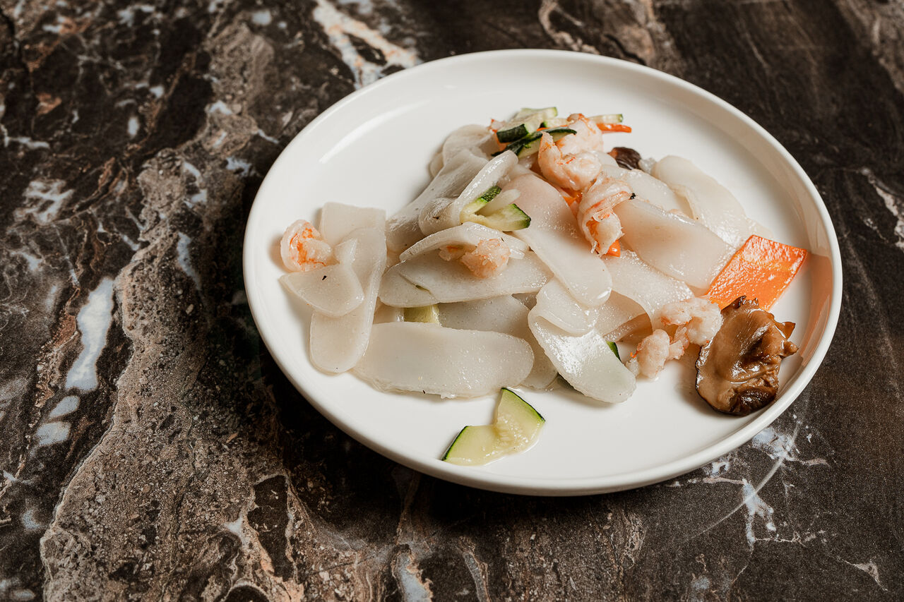 ✨ 𝐘𝐔𝐌𝐈 𝐒𝐔𝐒𝐇𝐈 ✨