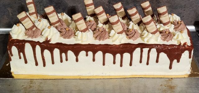 Laker cake Kinder Buenos chocolat blanc 