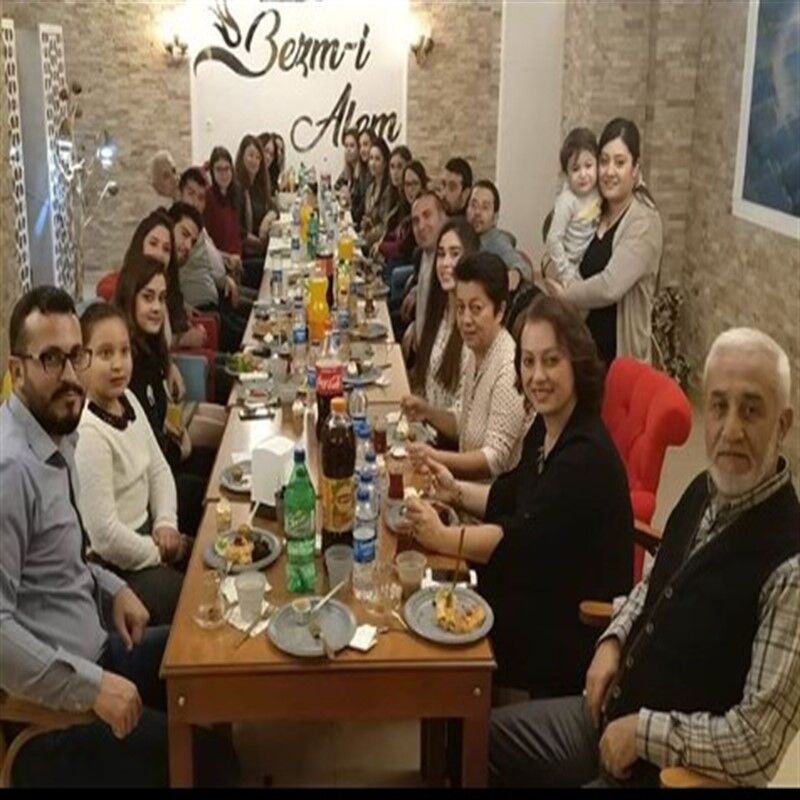Aile Yemeği