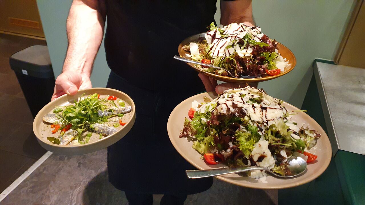 Marinierte Sardinen filet mit Coriander Salat
