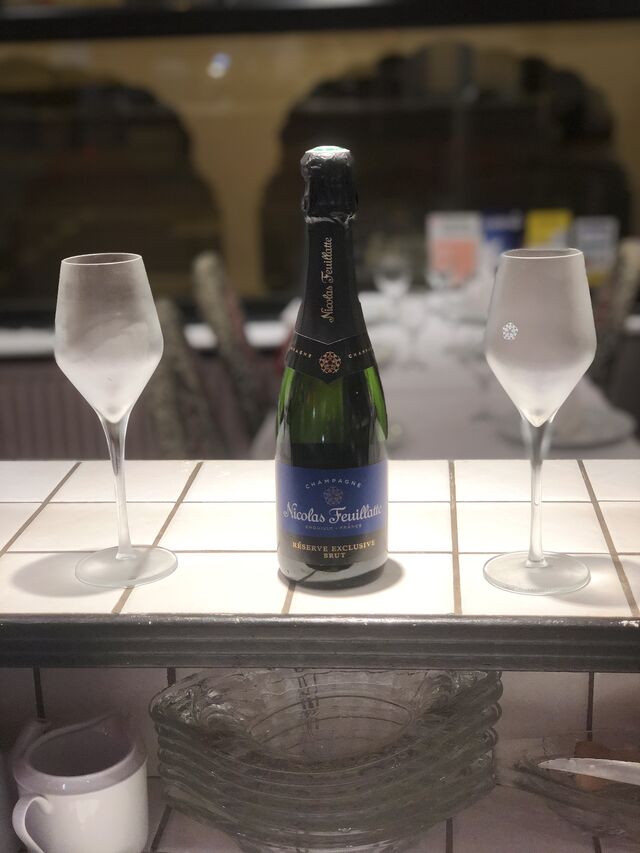 un verre de champagne 