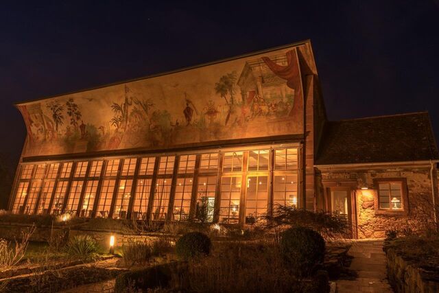 Restaurant bei Nacht