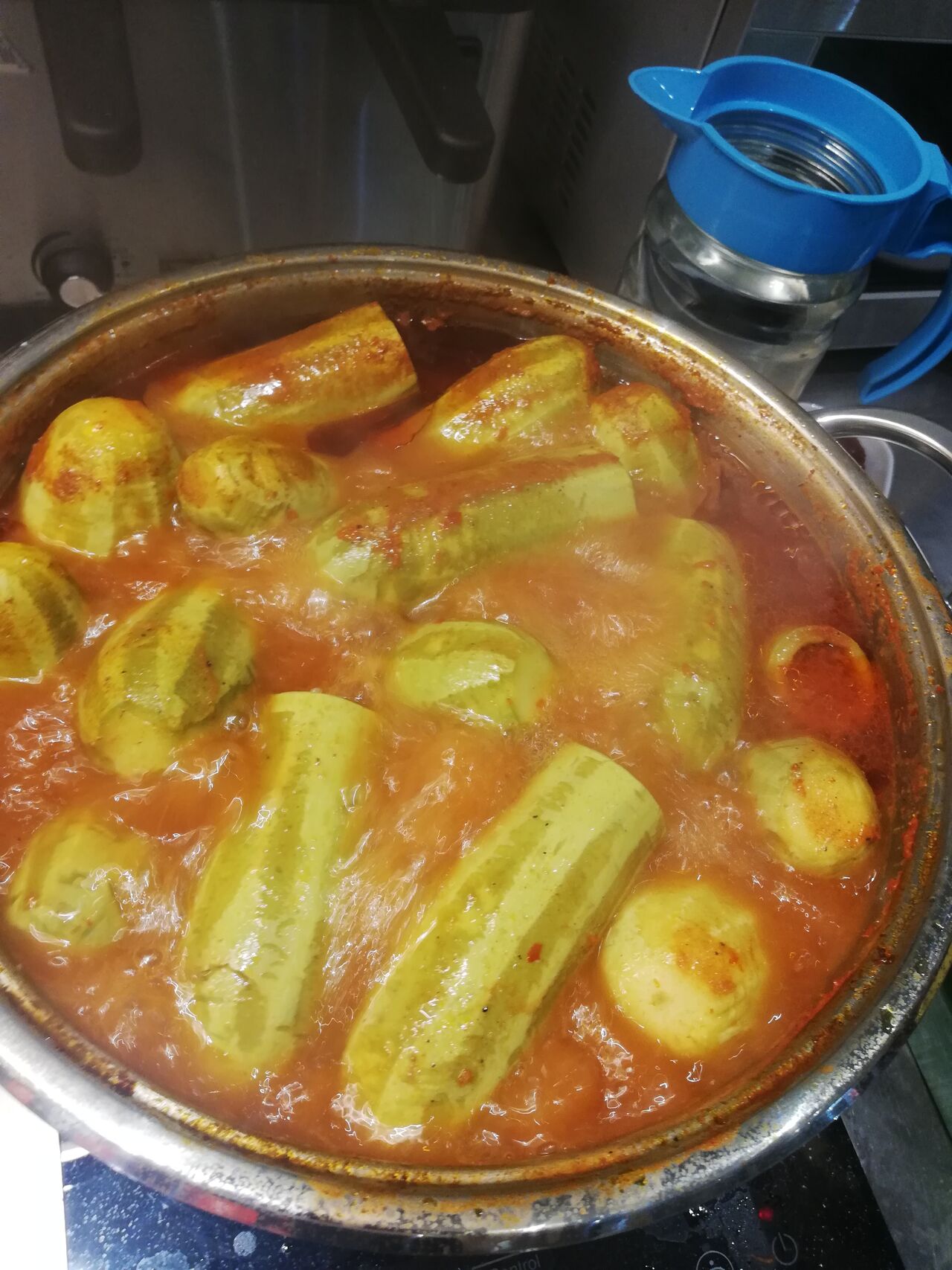 Gefüllte Zucchini mit Faschiertem 