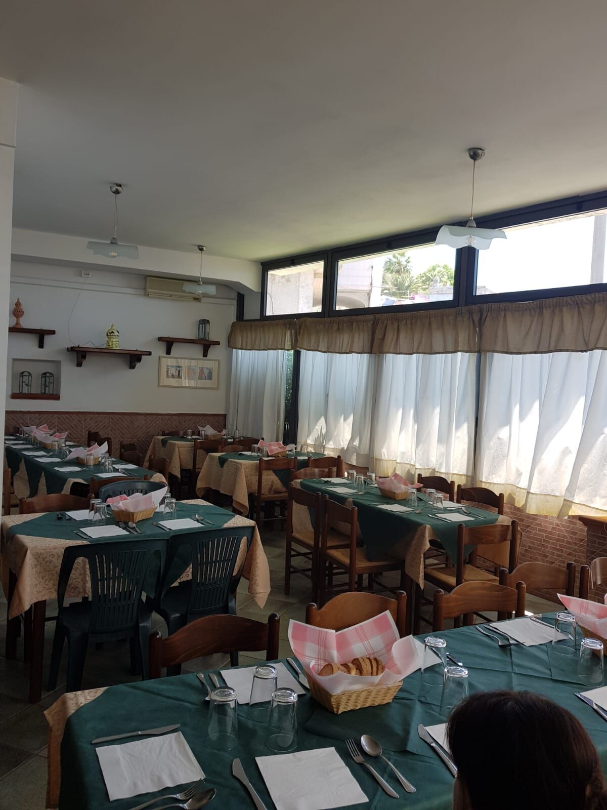 La sala interna pronta ad ospitare il cast dell'Amica Geniale